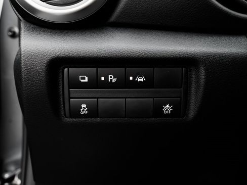 New 2025 Nissan Versa S image 17