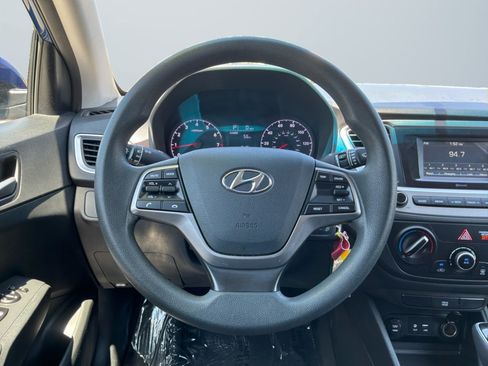 Used 2022 Hyundai Accent SE FWD image 12