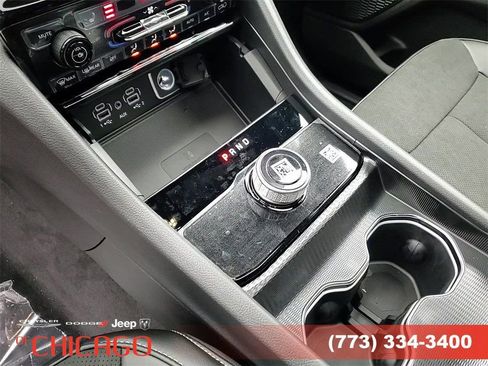 Certified 2025 Jeep Grand Cherokee L Altitude image 22