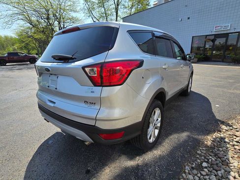 Used 2019 Ford Escape SE AWD/4WD image 6
