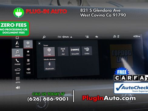 Used 2023 Porsche Macan AWD/4WD image 30