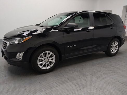 Used 2020 Chevrolet Equinox LS w/ LPO, Cargo Package FWD image 2