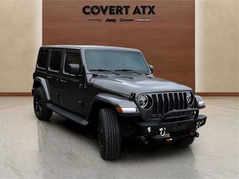 Used 2020 Jeep Wrangler Unlimited Sahara image 7