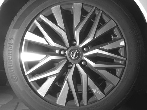 Used 2025 Nissan Altima 2.5 SV image 15