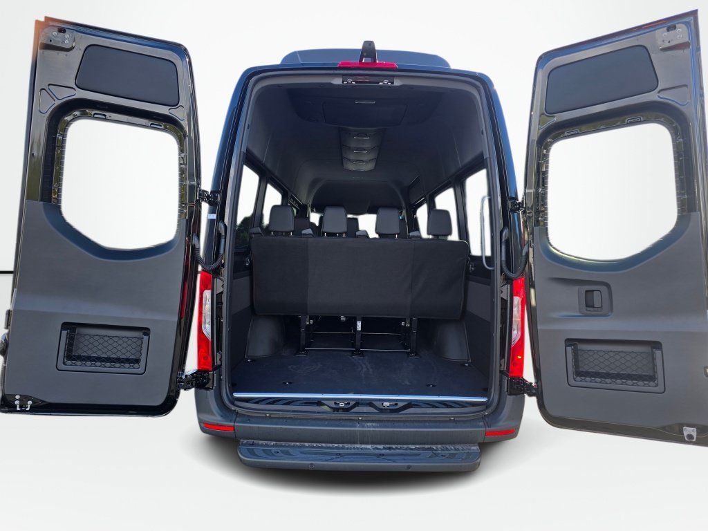 New 2026 Mercedes-Benz Sprinter 2500 image 17