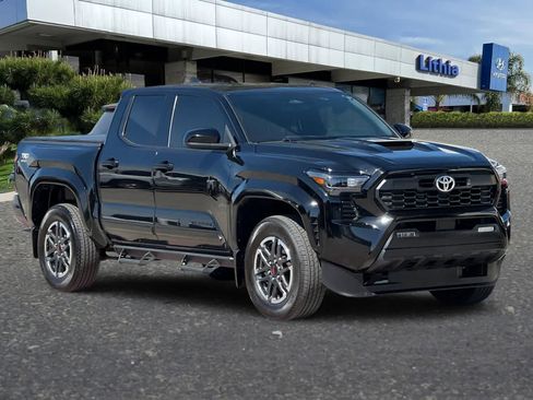 Used 2025 Toyota Tacoma TRD Sport image 10