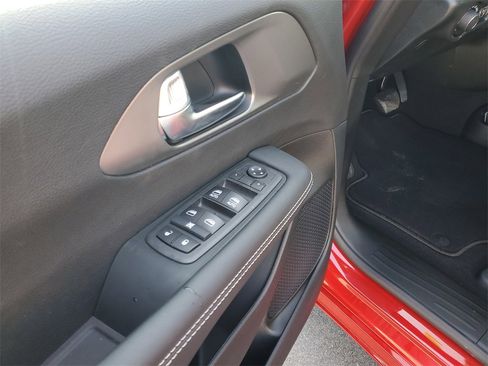 New 2025 Chrysler Voyager LX image 6