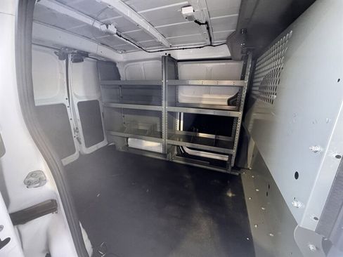 Used 2020 Nissan NV200 SV image 15