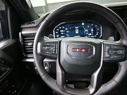 Used 2023 GMC Sierra 1500 AT4 w/ Technology Package AWD/4WD image 8