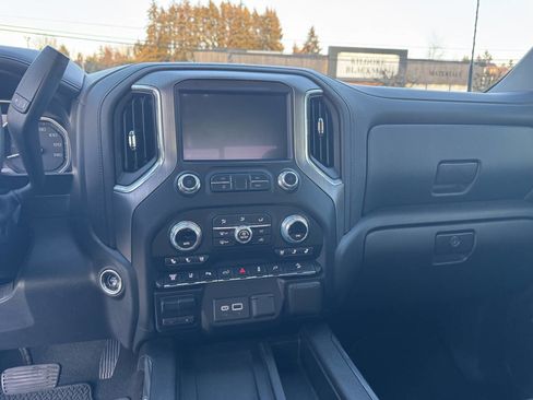 Used 2020 GMC Sierra 3500 Denali w/ Denali Ultimate Package image 10