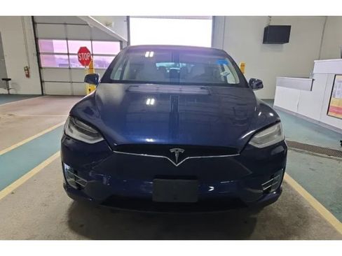 Used 2018 Tesla Model X P100D image 2