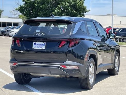 Used 2024 Hyundai Tucson SE FWD image 4