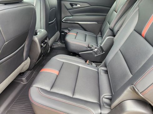 New 2026 Chevrolet Traverse RS FWD image 19