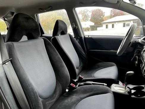 Used 2008 Honda Fit Sport image 25