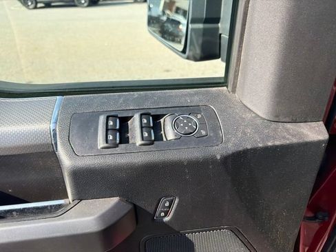 Used 2017 Ford F150 XLT w/ Equipment Group 302A Luxury AWD/4WD image 6