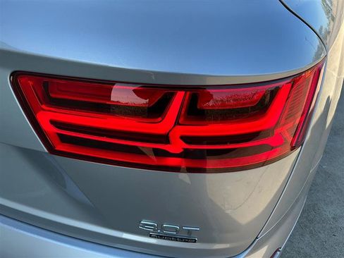 Used 2018 Audi Q7 3.0T Prestige w/ Prestige Package AWD/4WD image 18