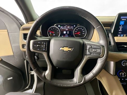 Used 2021 Chevrolet Tahoe Premier AWD/4WD image 17