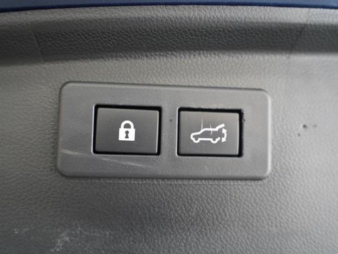 Used 2020 Subaru Outback Premium AWD/4WD image 34