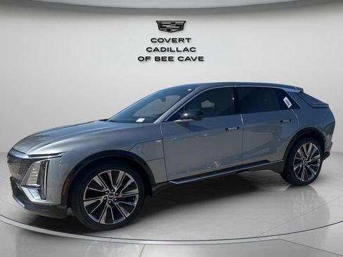 New 2026 Cadillac Lyriq Signature Luxury w/ Nappa Leather Package image 4