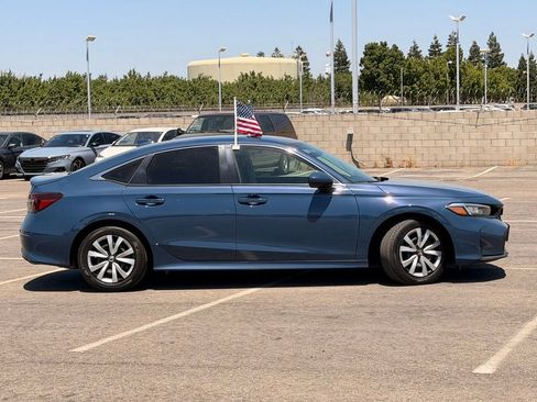 Used 2025 Honda Civic LX image 4