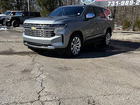 Used 2024 Chevrolet Tahoe Premier w/ Advanced Technology Package image 3