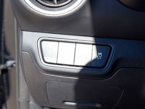 Certified 2024 Kia Forte LXS image 19