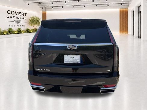 Used 2022 Cadillac Escalade ESV Premium Luxury AWD/4WD image 9