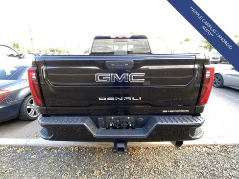 Used 2024 GMC Sierra 2500 Denali Ultimate AWD/4WD image 3