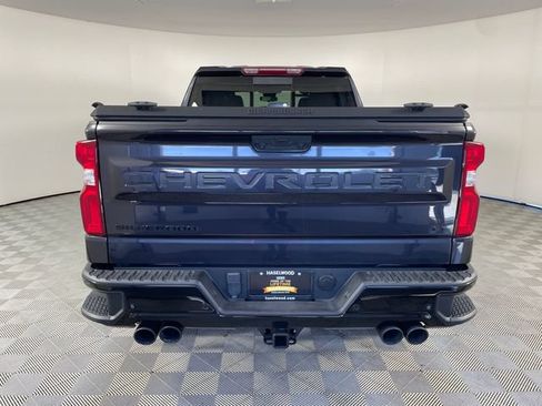 Used 2024 Chevrolet Silverado 1500 LT Trail Boss w/ LT Trail Boss Premium Package AWD/4WD image 15