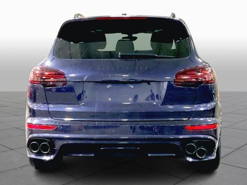Used 2017 Porsche Cayenne GTS image 4