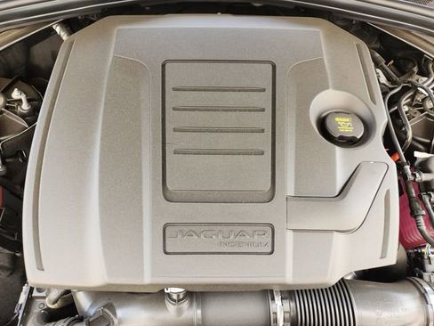 Used 2026 Jaguar F-PACE R-Dynamic S image 22