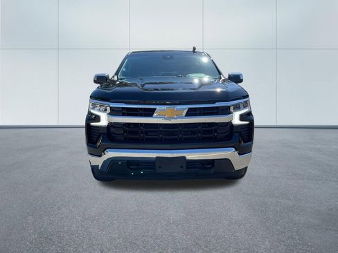 Used 2024 Chevrolet Silverado 1500 LT image 3