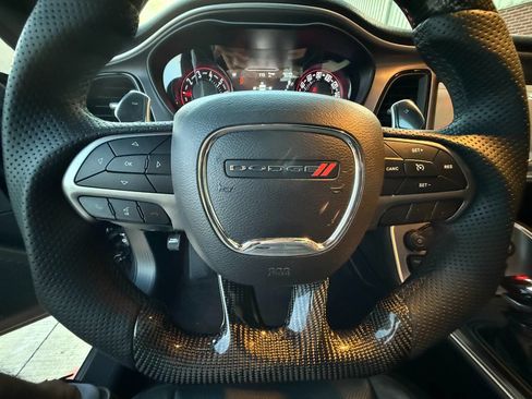 Used 2019 Dodge Challenger SXT w/ Plus Package image 20