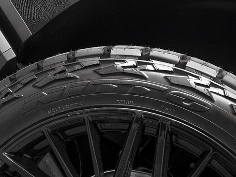 Used 2026 GMC Yukon XL AT4 Ultimate image 38