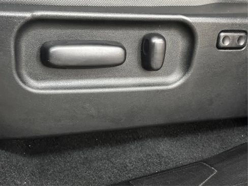 Used 2022 Toyota Tacoma SR5 AWD/4WD image 25