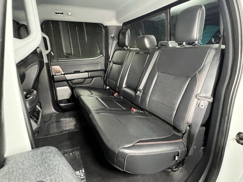 Used 2023 Ford F150 Lariat w/ Trailer Tow Package image 11