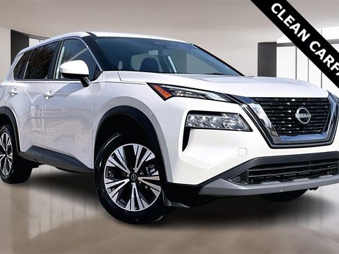 Used 2023 Nissan Rogue SV image 11