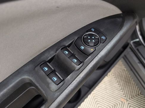 Used 2014 Ford Fusion S FWD image 30