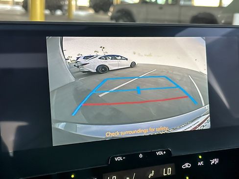 Certified 2023 Toyota bZ4X AWD image 18