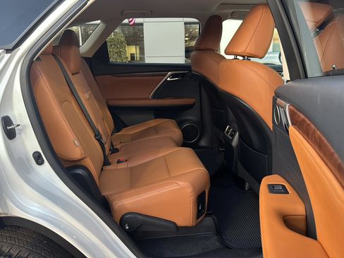 Used 2022 Lexus RX 350L Premium image 22