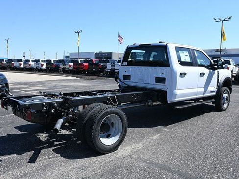 New 2026 Ford F450 4x4 Crew Cab Super Duty image 4