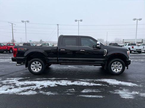 Used 2022 Ford F250 Platinum w/ FX4 Off-Road Package image 6