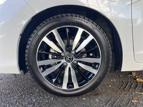 Used 2020 Honda Fit EX image 11