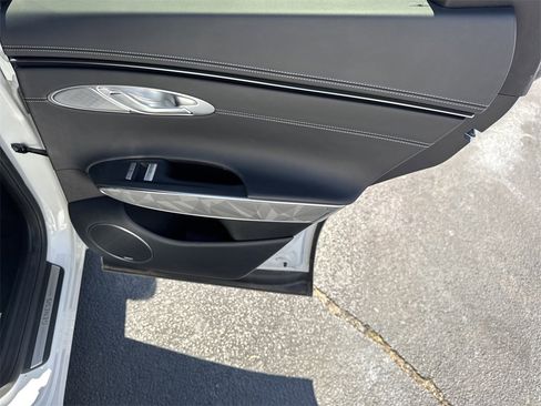 Used 2024 Genesis GV70 3.5T Sport w/ Sport Advanced Package image 16