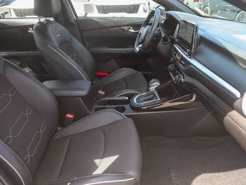 Certified 2023 Kia Forte GT-Line image 17
