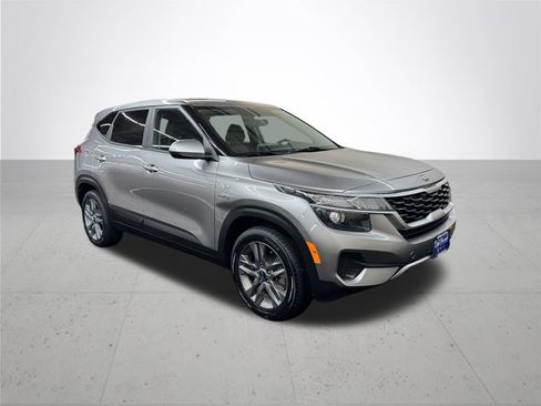 Used 2021 Kia Seltos LX AWD/4WD image 10