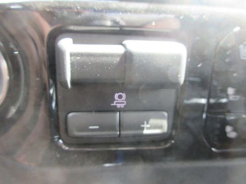 New 2026 GMC Sierra 1500 SLT w/ SLT Premium Plus Package AWD/4WD image 20