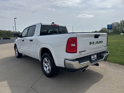 Used 2025 RAM 1500 Big Horn AWD/4WD image 6