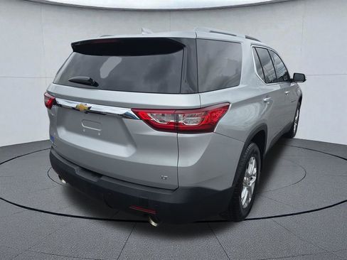 Used 2018 Chevrolet Traverse LT FWD image 5
