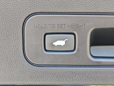 Used 2024 Acura MDX SH-AWD w/ Advance Package image 13